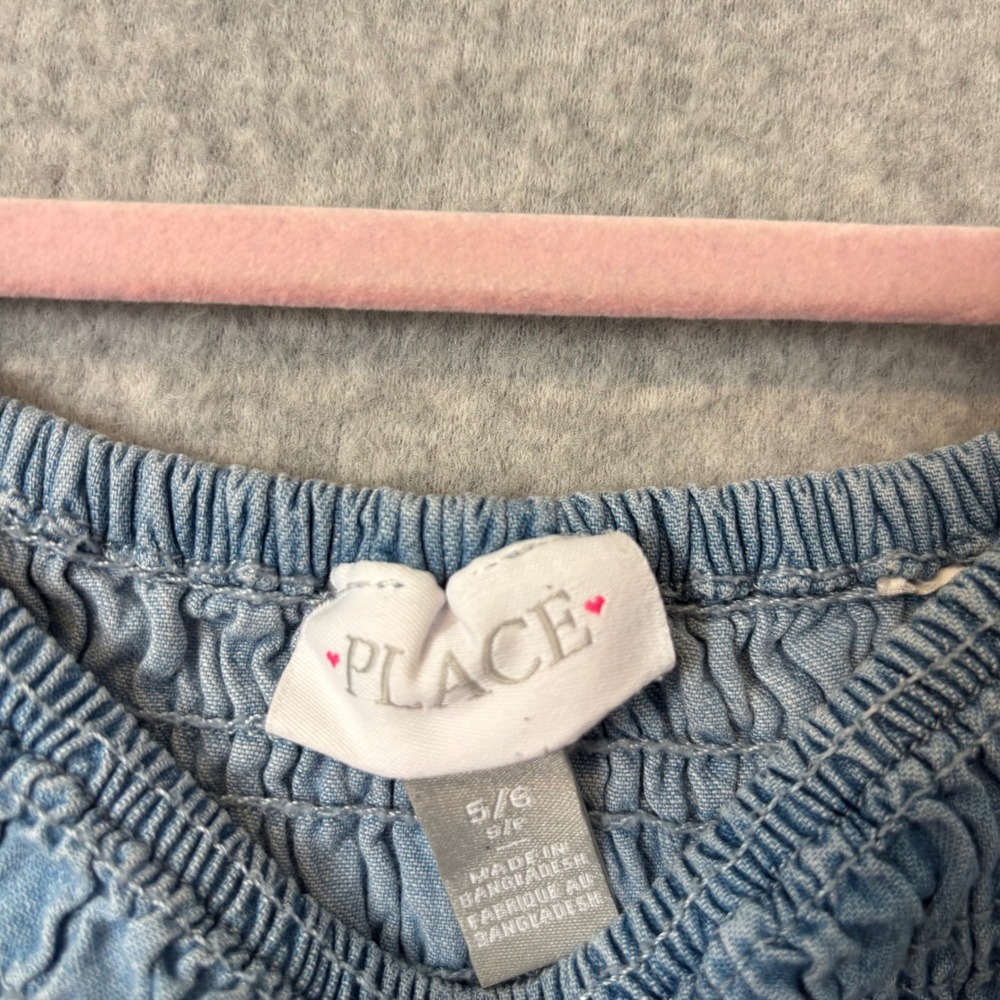 The Children's Place Girls 5/6 Chambray Smocked Dress Blue Denim Short Sleeve - Picture 3 of 8